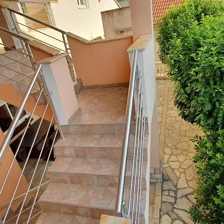 شقة Apartment 3 Pridraga